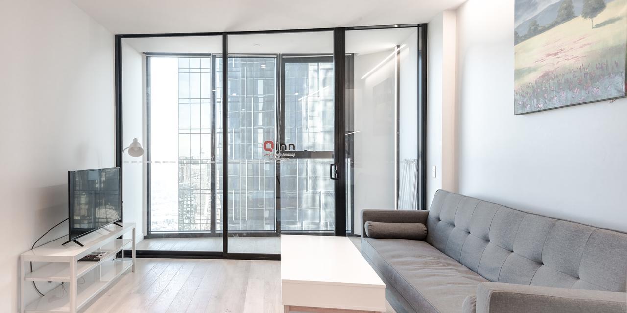 Light Tower Apartment Melbourne Exterior photo